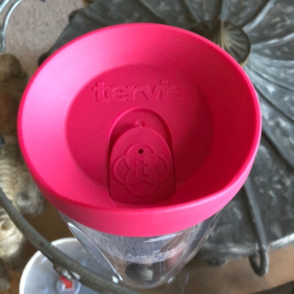 Disney Epcot Food and Wine Festival Water Bottle - Picture 5 of 7